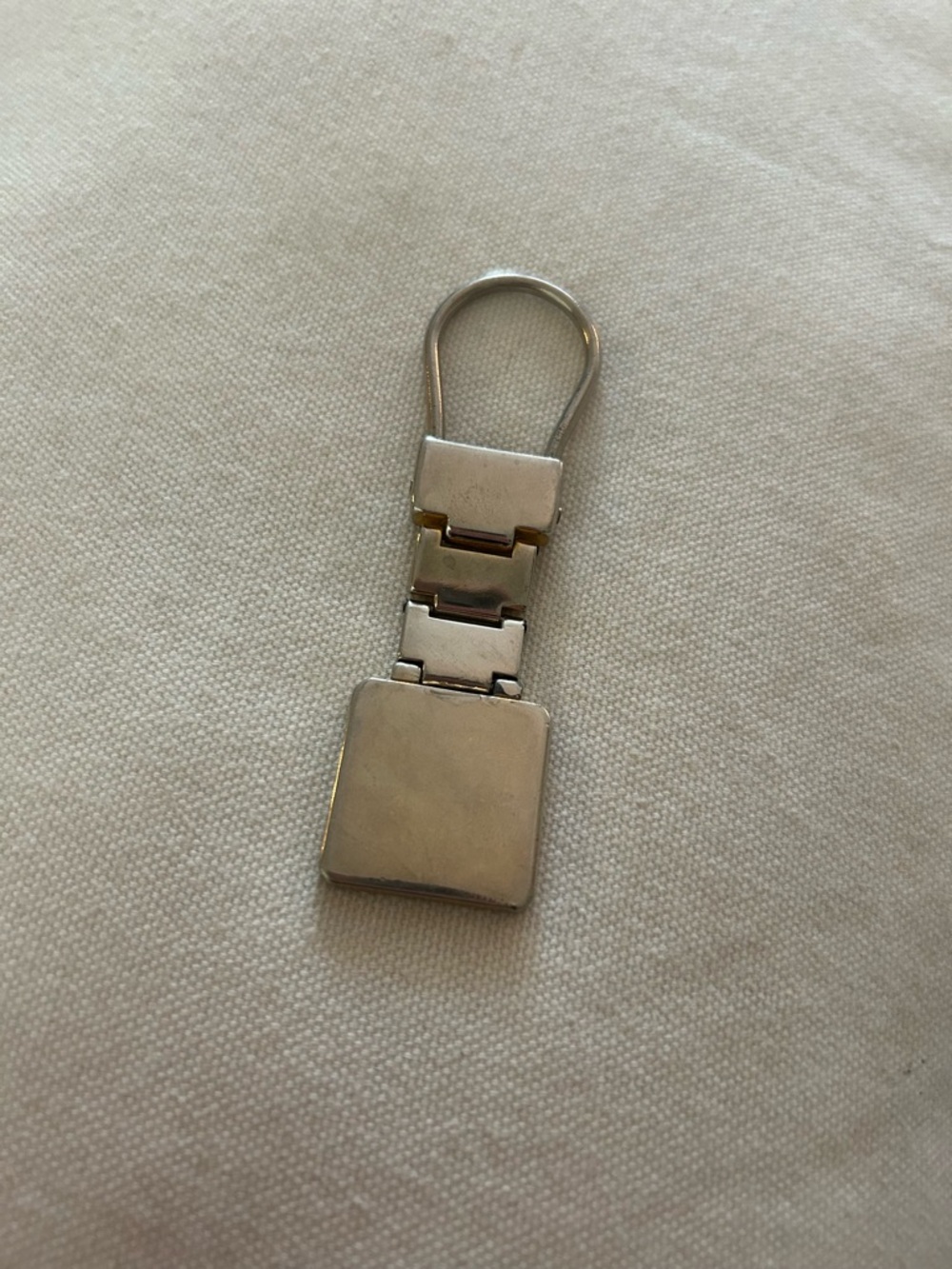 Fendi Silver Metal Logo Key Holder - Picture 4 of 5